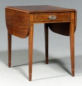 Fine Federal mahogany Pembroke