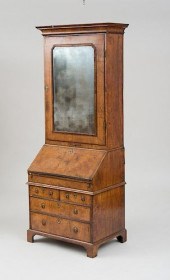 FINE GEORGE I WALNUT SLANT-FRO