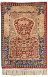 FINE HEREKE SILK AND METALLIC