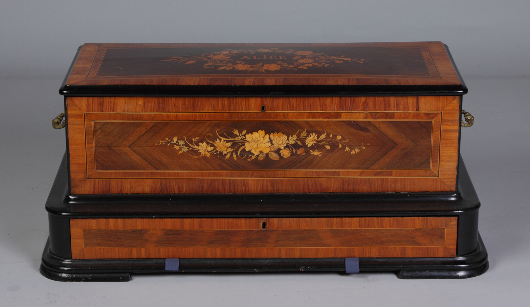 Fine Inlaid Cylinder Comb Music Box