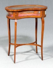 Fine inlaid satinwood vitrine,