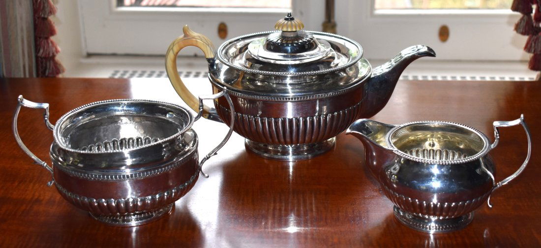 FINE IRISH STERLING THREE PIECE TEA