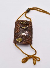 FINE JAPANESE GILT, MOTHER-OF-