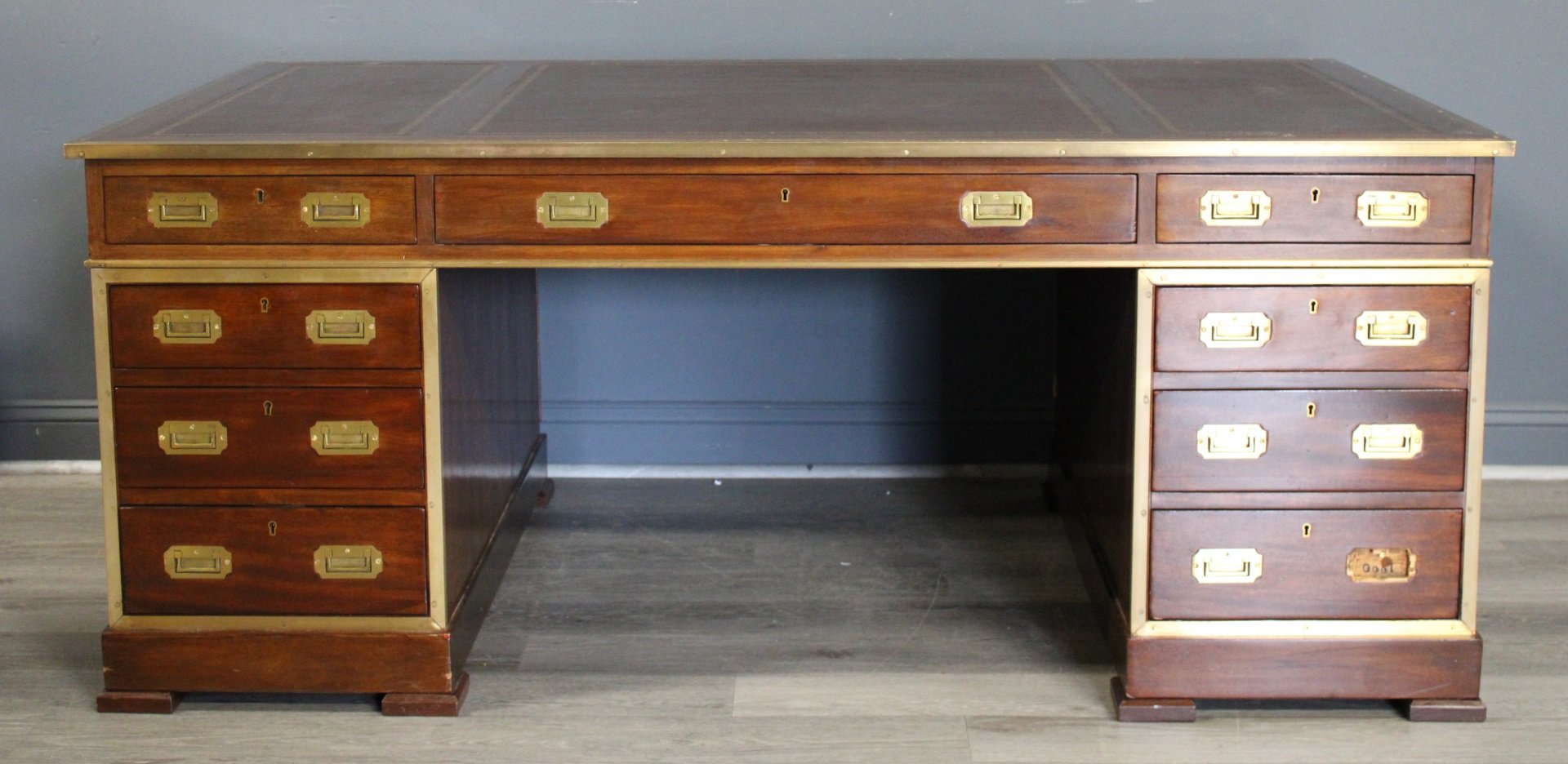FINE & LARGE ANTIQUE LEATHERTOP
