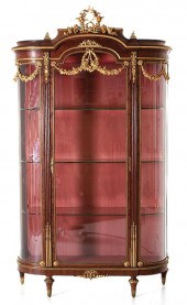 Fine Louis XVI style bronze-mo