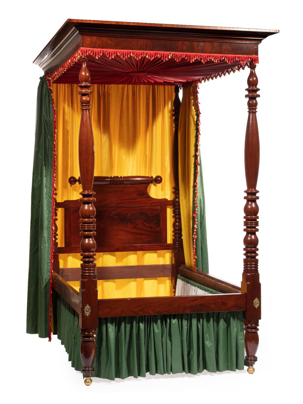 FINE LOUISIANA CARVED MAHOGANY