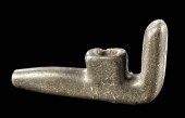 FINE MAPUCHE STONE PIPE W/ HAN