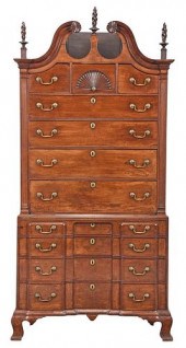 FINE MASSACHUSETTS CHIPPENDALE