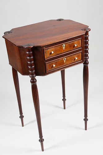 FINE MASSACHUSETTS FEDERAL MAHOGANY
