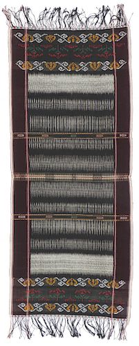 FINE OLD TOBA BATAK SHOULD