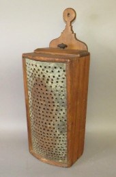 FINE PA GERMAN DRAWER BOX GRAT