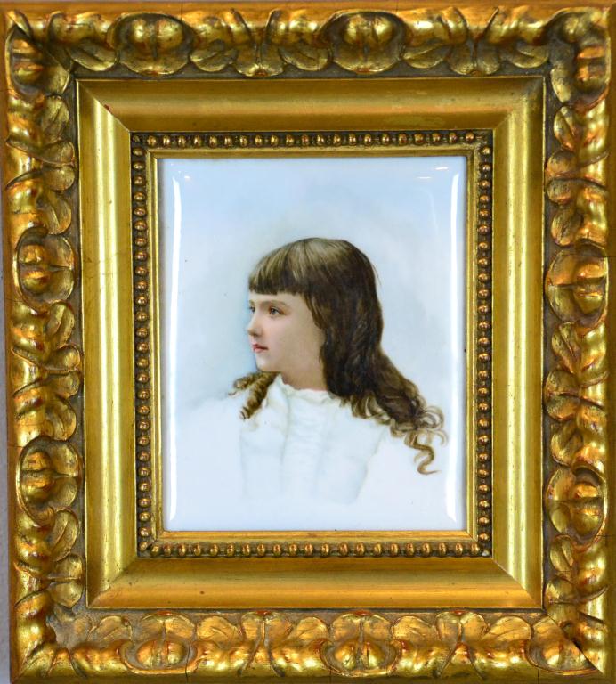 Fine Painting On PorcelainDepicting