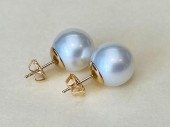 FINE PAIR 12.8MM WHITE SOUTH S