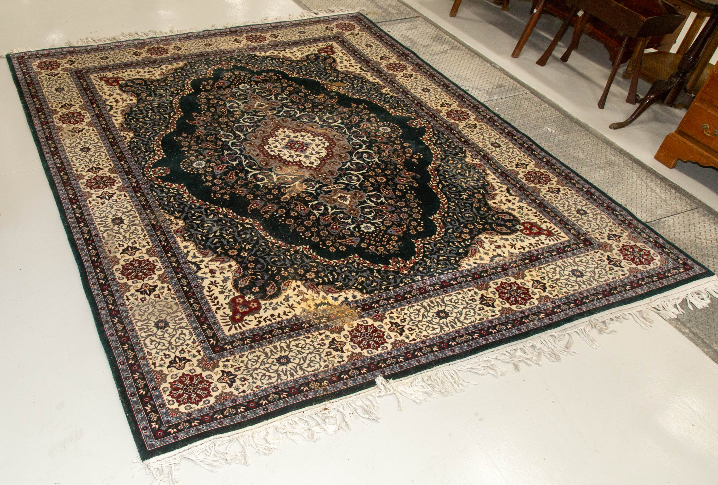 FINE PAK PERSIAN RUG, PAKISTAN, 8.1