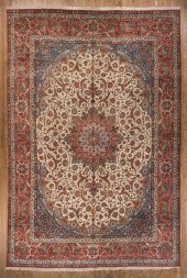 FINE PERSIAN ESFAHAN CARPETFin