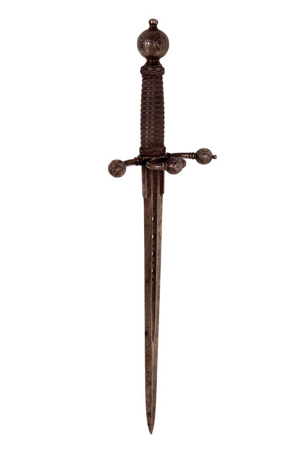 FINE PIERCED MAIN GAUCHE