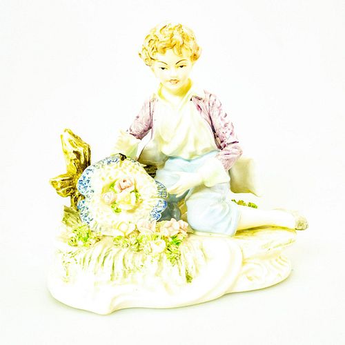 FINE PORCELAIN FIGURINE, BOY