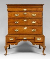 Fine Queen Anne walnut chest o