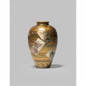 FINE SATSUMA 'PAINTINGS' VASE