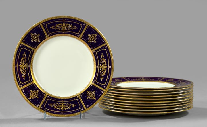 Fine Set of Eleven Minton Porcelain