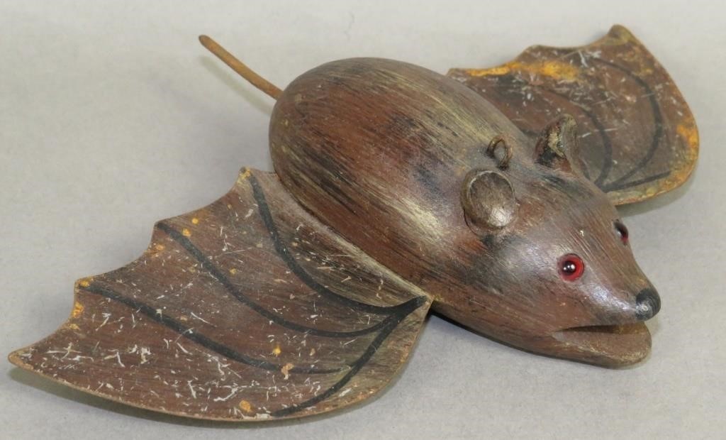 FINE SWIMMING BAT FISH DECOY