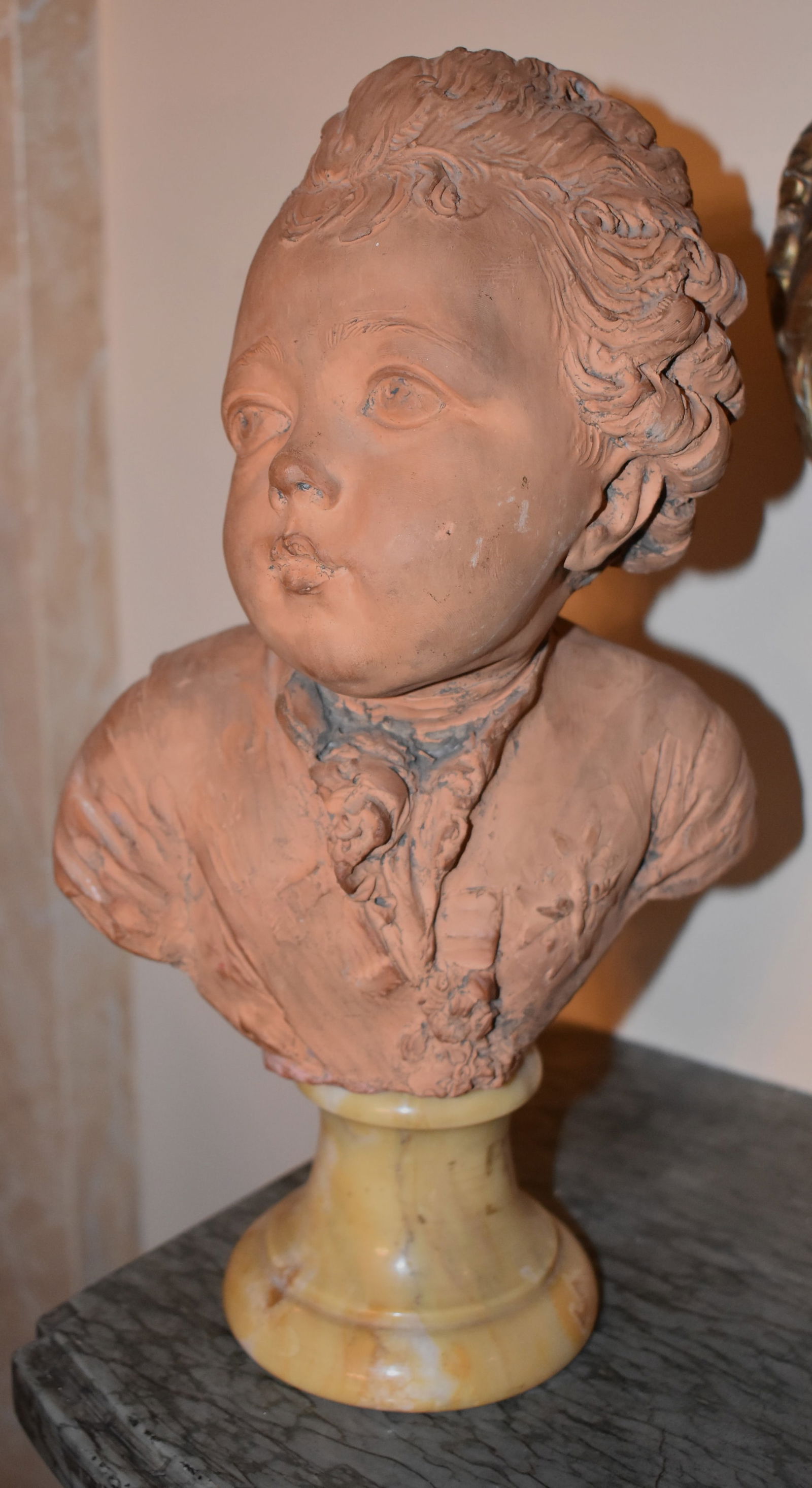 FINE TERRACOTTA BUST OF A YOUNG
