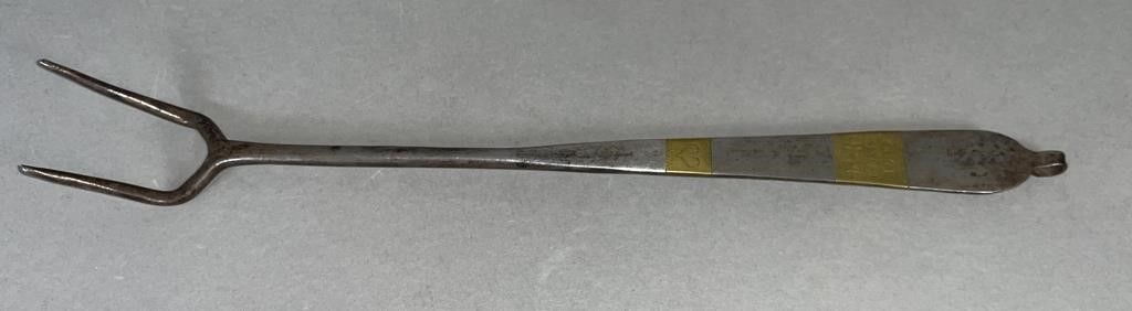 FINE TOOL DECORATED & BRASS
