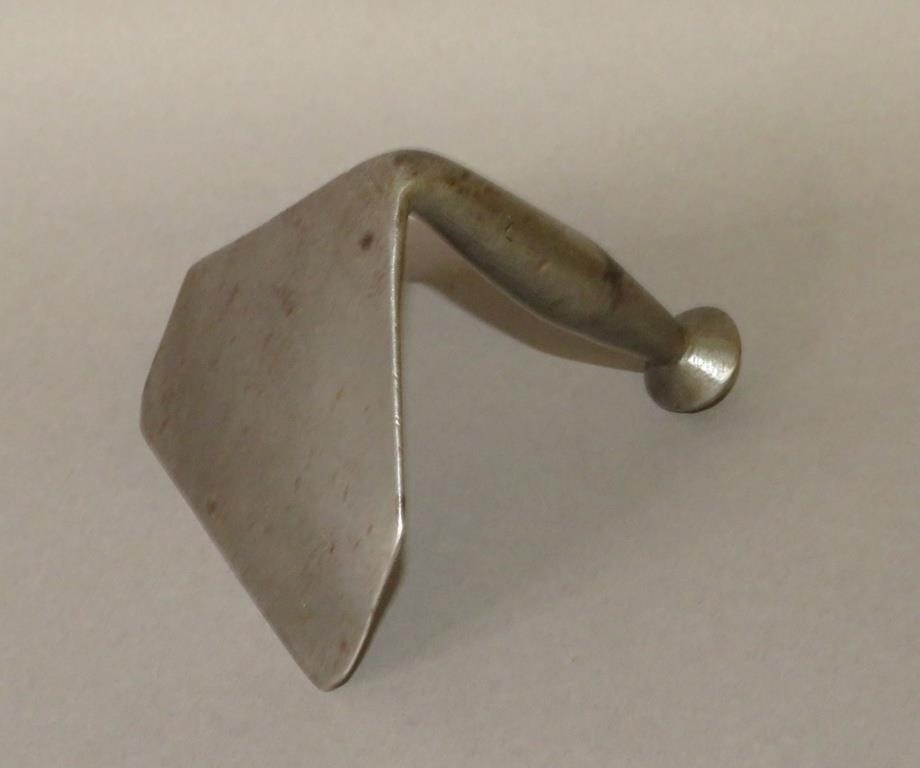 FINE UNSIGNED DOUGH SCRAPERca.