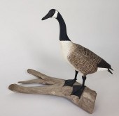 FINE VINTAGE CARVED AND PAINTE
