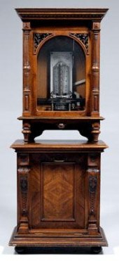 Fine walnut upright polyphon,