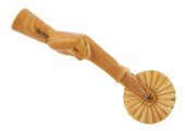 FINE WHALE IVORY JAGGING WHEEL