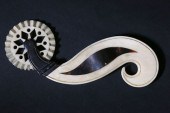 FINE WHALEMAN MADE PIE CRIMPER