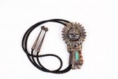 FINE ZUNI SILVER SUN DANCER BO