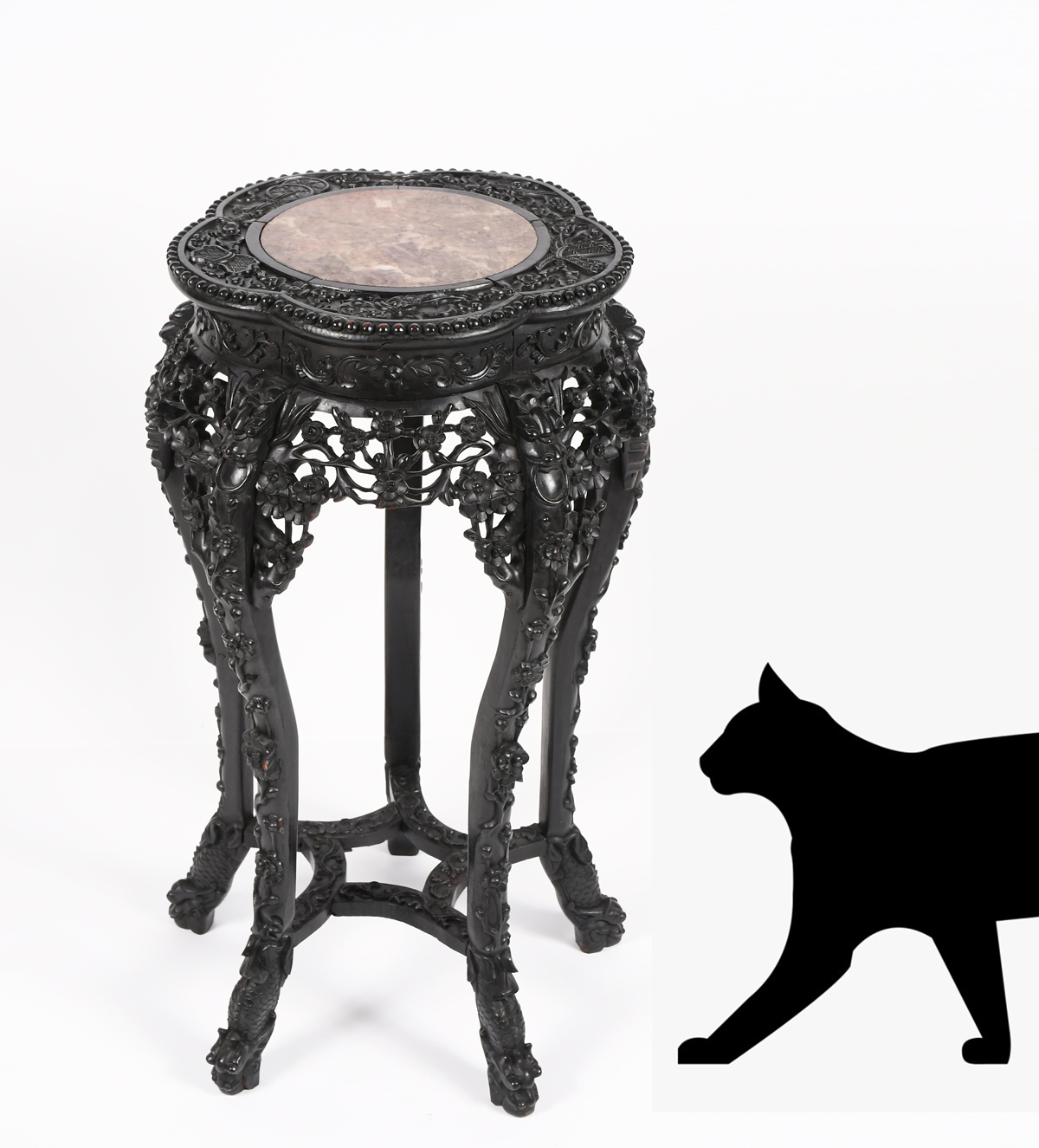 FINELY CARVED CHINESE MARBLE TOP