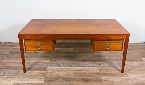 FINN JUHL FOR FRANCE AND SON