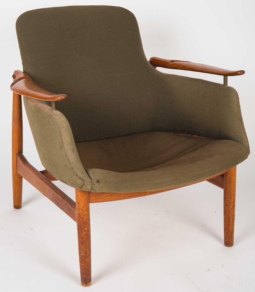 FINN JUHL: LOUNGE CHAIRcirca