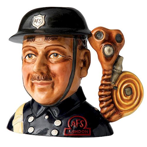 FIREMAN D7276 SMALL - ROYAL DOULTON
