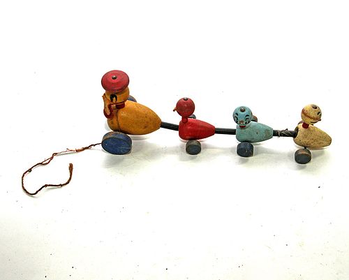FISHER-PRICE PULL TOYA 13"