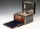 FITTED TOILETRY CASE - Fine Fr