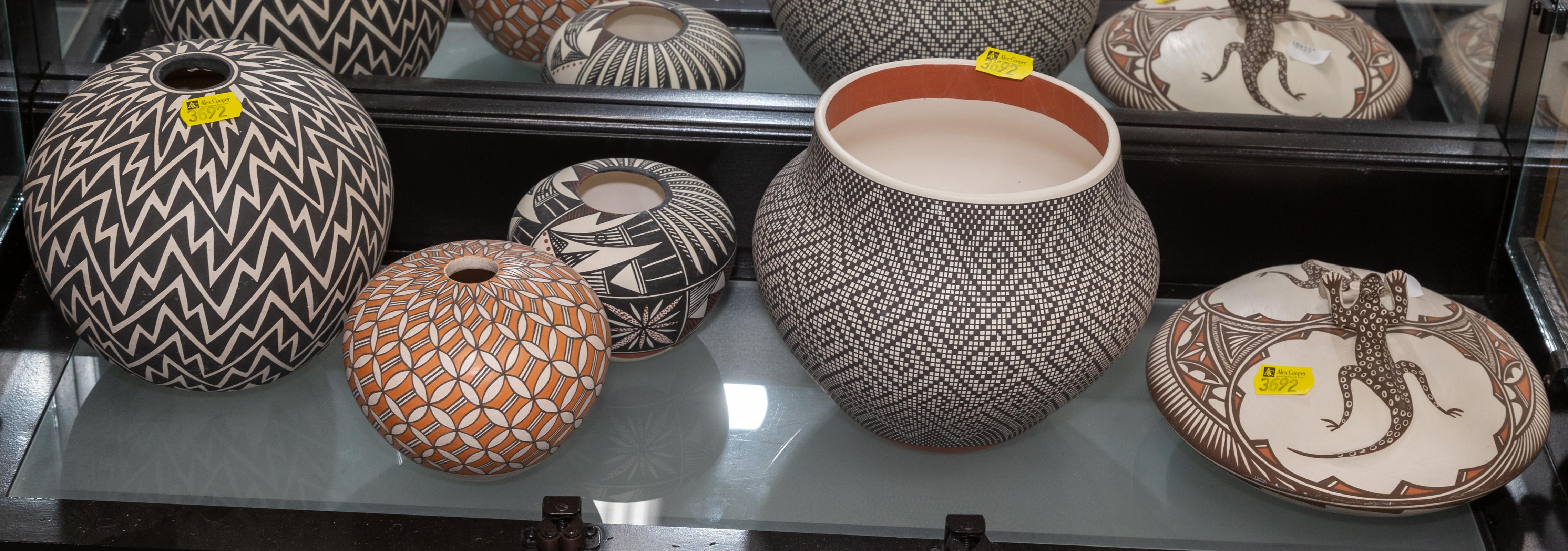 FIVE ACOMA PAINTED EARTHENWARE POTS
