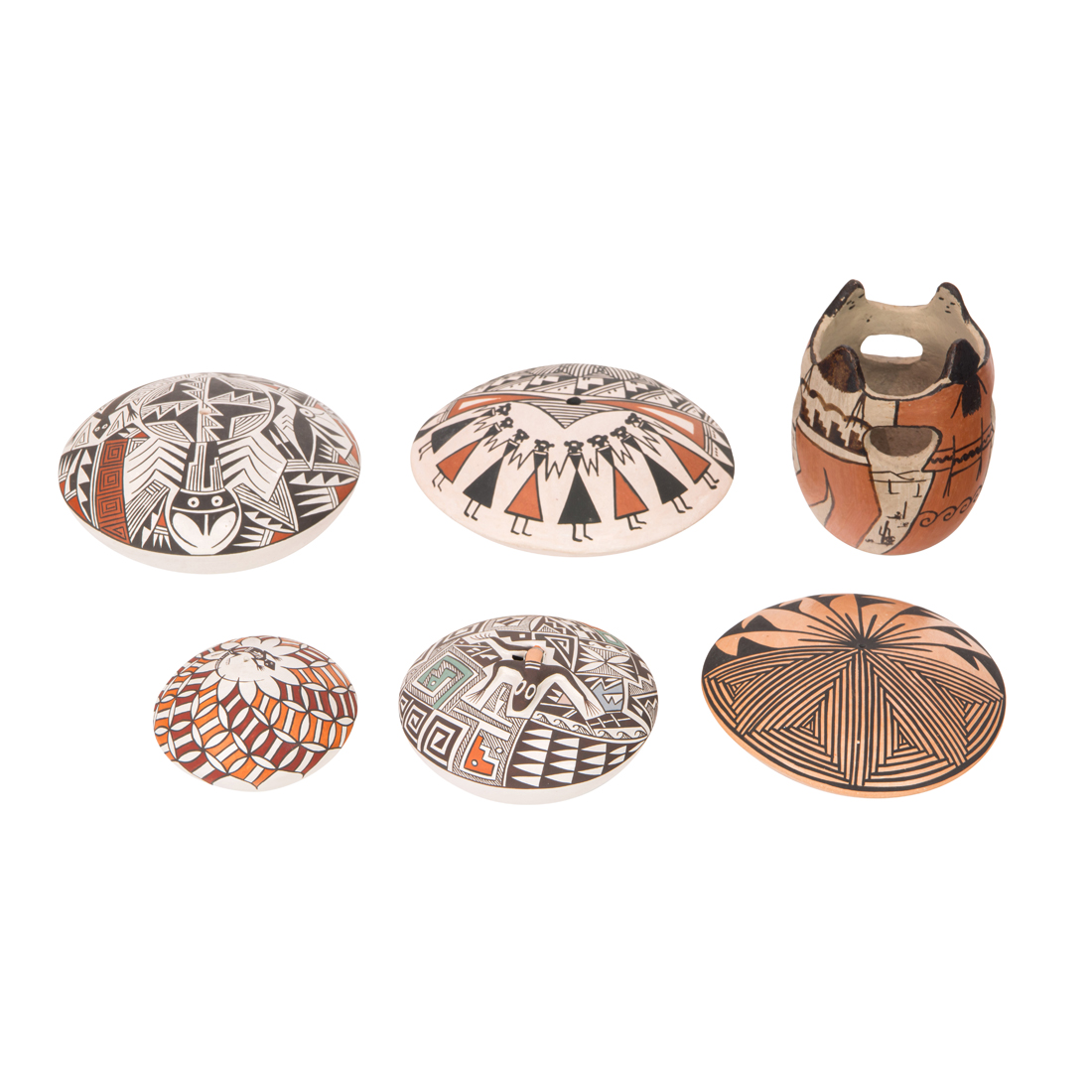 FIVE ACOMA POTTERY SEED POTS Five