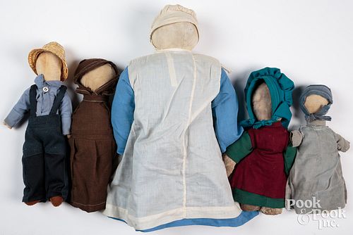FIVE AMISH DOLLS, EARLY TO MID 20TH
