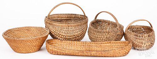 FIVE ANTIQUE BASKETSFive antique