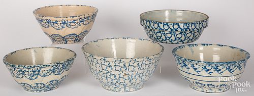 FIVE BLUE AND WHITE SPONGEWARE