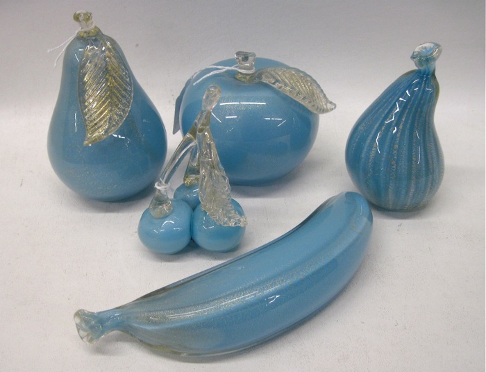 FIVE BLUE MURANO GLASS FRUIT: a fig