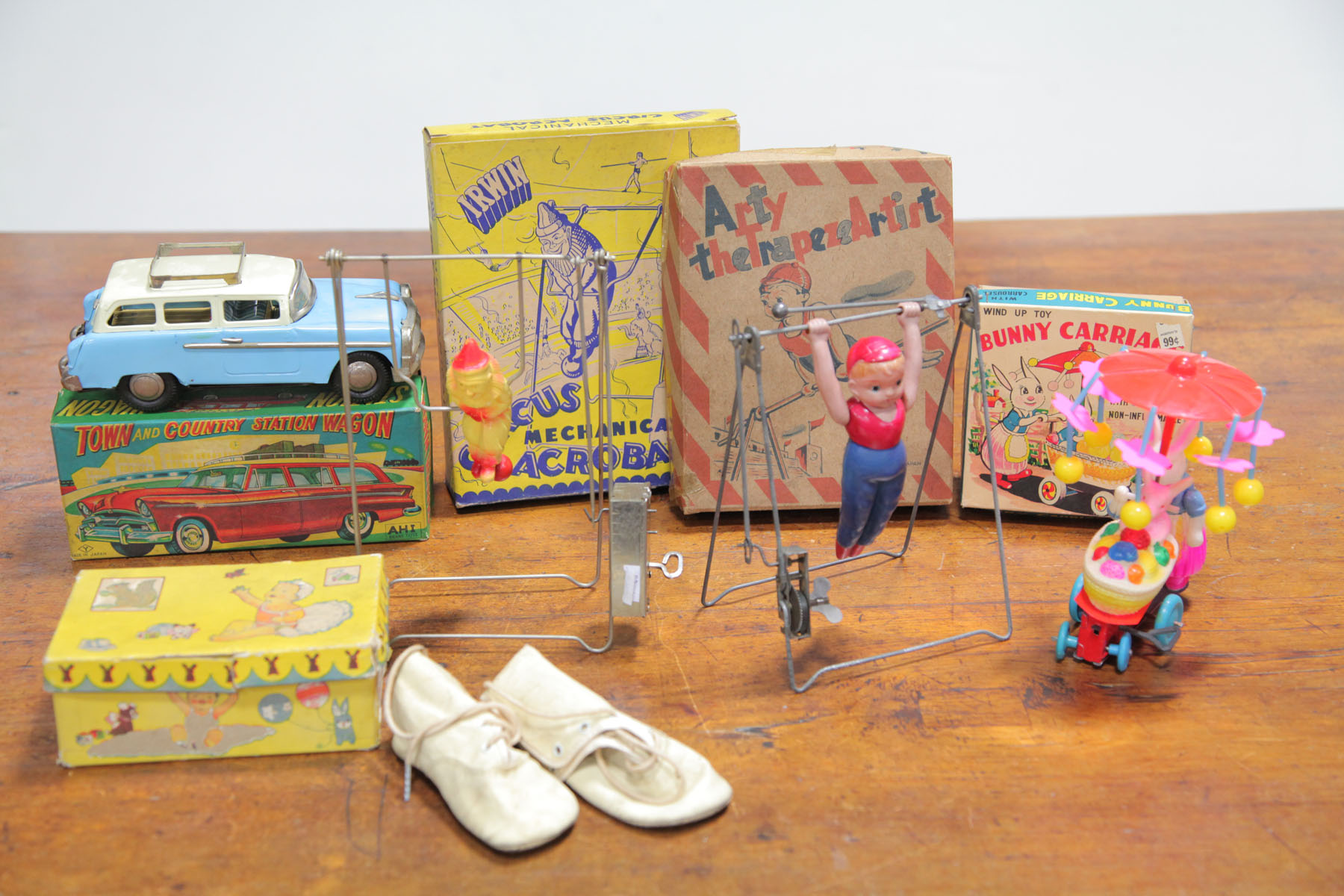 FIVE BOXED TOYS.  Japanese and