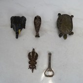 FIVE BRONZE AND METAL OBJECTSA