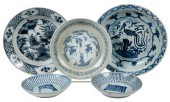 FIVE CHINESE BLUE AND WHITE PO