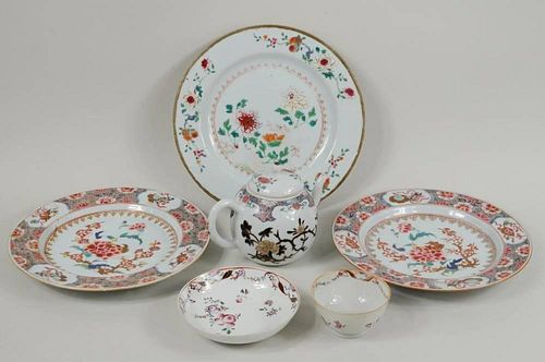 FIVE CHINESE EXPORT PORCELAIN