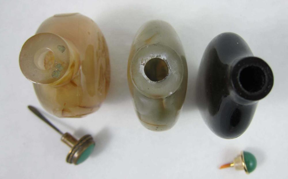 FIVE CHINESE HARDSTONE SNUFF
